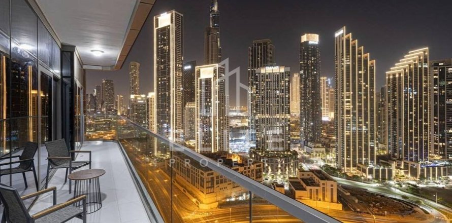 Apartment in Paramount Tower Hotel & Residences, Business Bay, Dubai 2 bedrooms, 127 sq.m. № 38796