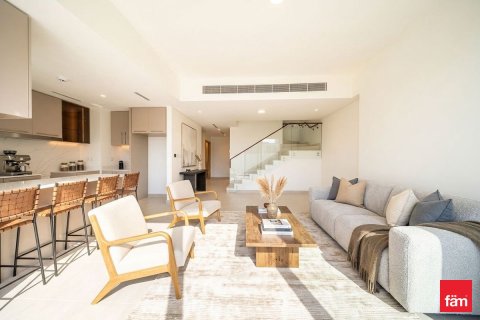 Вилла в Дубае, 4 спальни, 249м², № 112851
