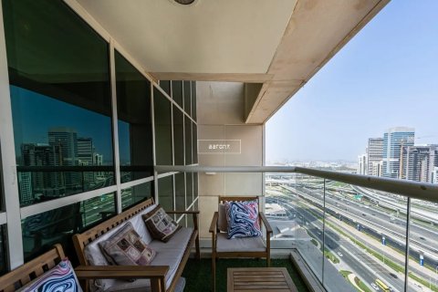 Apartment in Jumeirah Lake Towers, Dubai 2 bedrooms, 107.1 sq.m. № 50340 - photo 9
