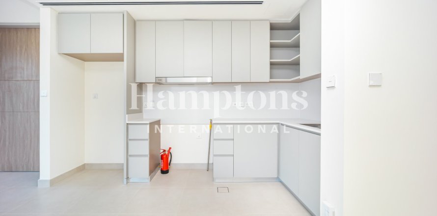 Adosado en The Valley, Dubai, 3 dormitorios, 176.33 m², № 94382