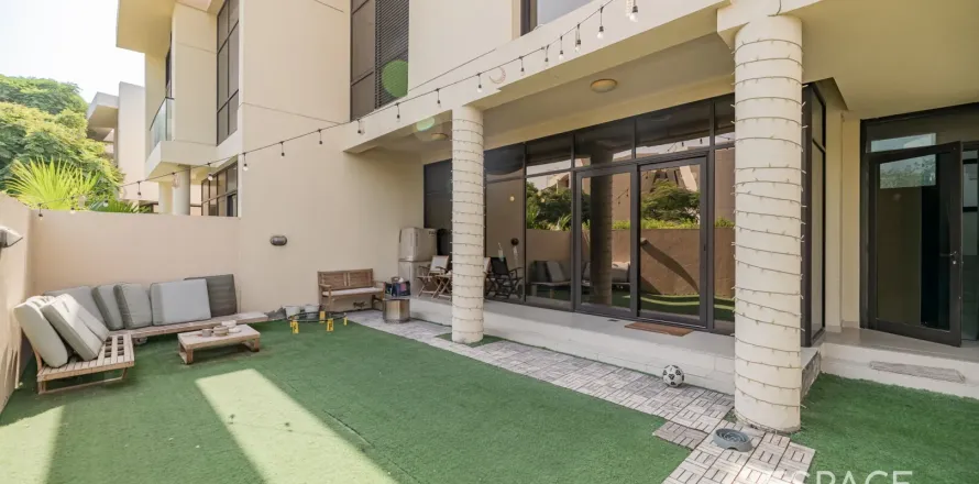 Таунхаус в DAMAC Hills (Akoya by DAMAC), Дубай, 3 спальни, 209м², № 71095