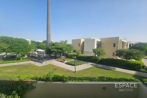 Купить таунхаус в DAMAC Hills (Akoya by DAMAC), Дубай: 3 спальни, 209м², № 71095 - фото 2