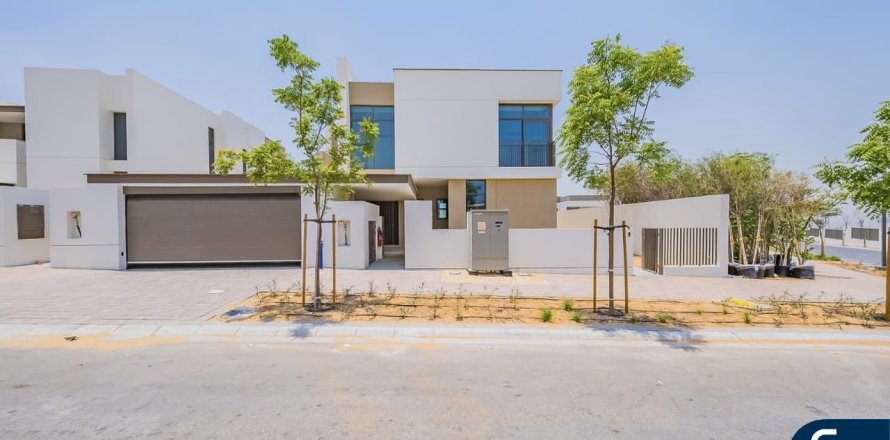 Villa à Al Furjan, Dubai, 4 chambres, 402 m², № 76100