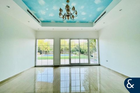 Villa en District 16, Jumeirah Village Circle, Dubai, 4 dormitorios, 789 m², № 76096 - foto 9