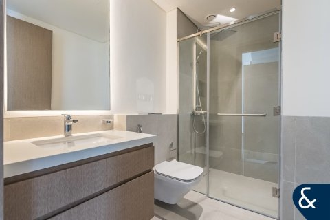 Villa in Al Furjan, Dubai 4 bedrooms, 428 sq.m. № 76099 - photo 22