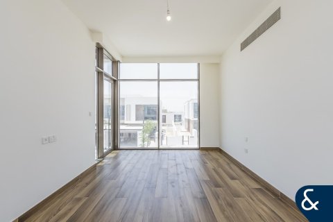 Villa in Al Furjan, Dubai 4 bedrooms, 428 sq.m. № 76099 - photo 16