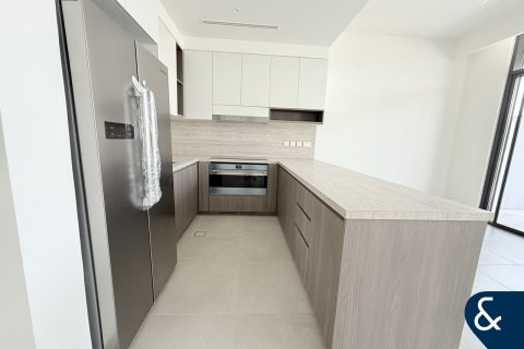 Villa in Mudon, Dubai 4 bedrooms, 246 sq.m. № 76110 - photo 3