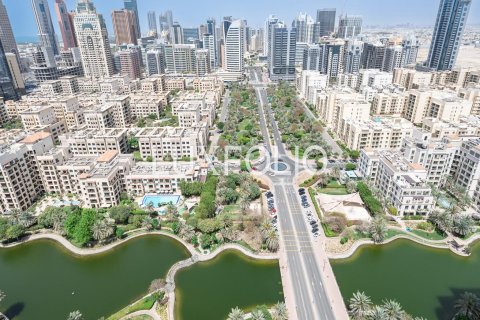 Apartment in The Views, Dubai 1 bedroom, 80 sq.m. № 45307 - photo 4