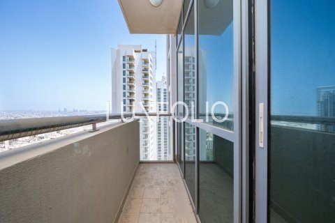 Apartment in The Views, Dubai 1 bedroom, 80 sq.m. № 45307 - photo 14
