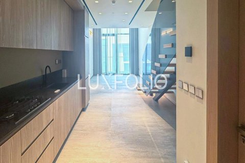 Penthouse in Jumeirah Village Circle, Dubai 1 bedroom, 74 sq.m. № 45318 - photo 4