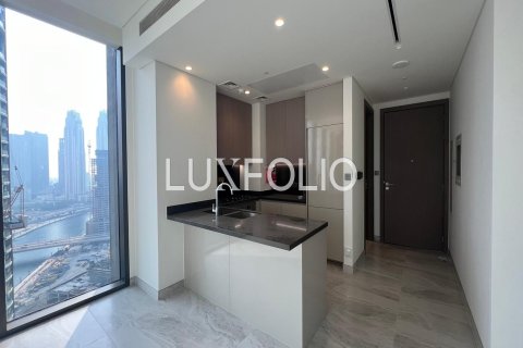 Apartment in Business Bay, Dubai 3 bedrooms, 160 sq.m. № 45317 - photo 2