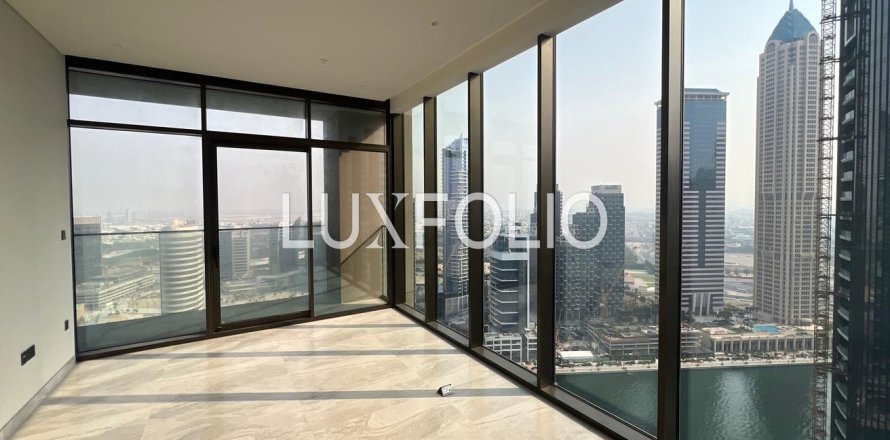 Apartment in Business Bay, Dubai 3 bedrooms, 160 sq.m. № 45317