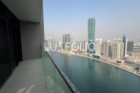 Apartment in Business Bay, Dubai 3 bedrooms, 160 sq.m. № 45317 - photo 12