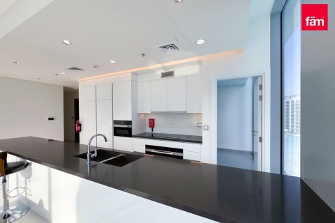 Apartment in Dubai 2 bedrooms, 96.9 sq.m. № 10330 - photo 9