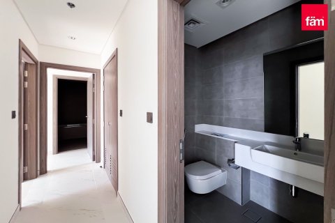 Apartment in Dubai 2 bedrooms, 96.9 sq.m. № 10330 - photo 11