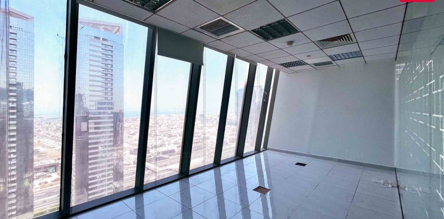 Bureau à Business Bay, Dubai, 176.6 m², № 58459