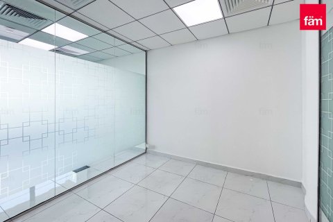 Снять в аренду офис в Бизнес-Бэе, Дубай: 176.6м², № 58459 - фото 12