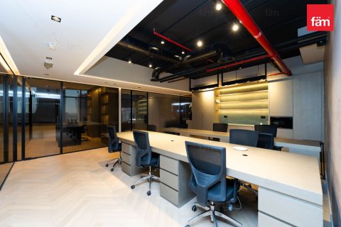 Oficina en Dubai, 158.1 m², № 77905 - foto 3