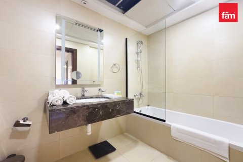 Снять в аренду квартиру в Al Sufouh, Дубай: 1 спальня, 80.5м², № 77892 - фото 12