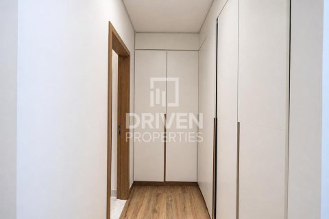 Снять в аренду виллу в District One, Мохаммед Бин Рашид Сити, Дубай: 4 спальни, 289.49м², № 128102 - фото 15