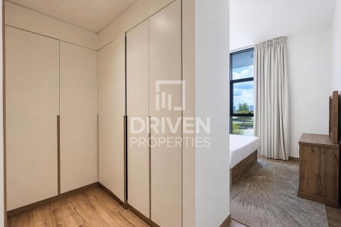 Снять в аренду виллу в District One, Мохаммед Бин Рашид Сити, Дубай: 4 спальни, 289.49м², № 128102 - фото 14