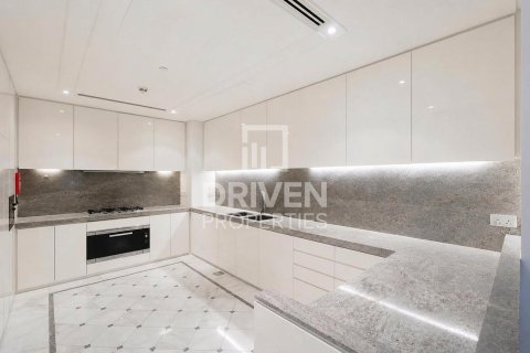 Duplex in Palazzo Versace, Culture Village, Dubai 3 bedrooms, 472.32 sq.m. № 128104 - photo 16