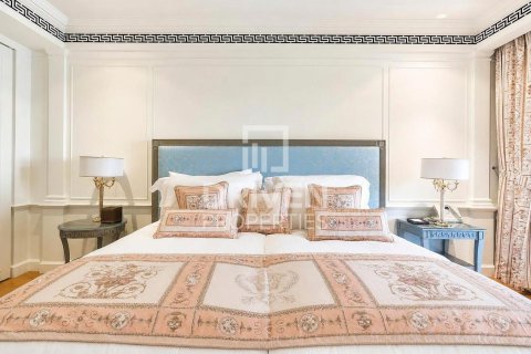 Duplex in Palazzo Versace, Culture Village, Dubai 3 bedrooms, 472.32 sq.m. № 128104 - photo 12