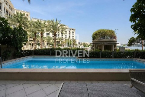 Duplex in Palazzo Versace, Culture Village, Dubai 3 bedrooms, 472.32 sq.m. № 128104 - photo 27
