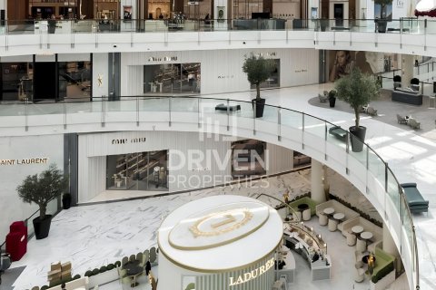 Apartment in Downtown Dubai (Downtown Burj Dubai), Dubai 3 bedrooms, 175.22 sq.m. № 142573 - photo 10