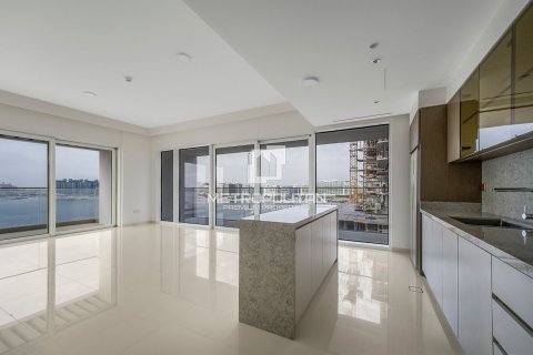 Apartamento en EMAAR Beachfront, Dubai Harbour, Dubai, 2 dormitorios, 146 m², № 15309 - foto 2