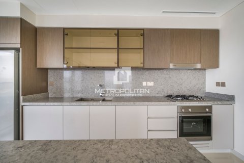 Apartamento en EMAAR Beachfront, Dubai Harbour, Dubai, 2 dormitorios, 146 m², № 15309 - foto 5