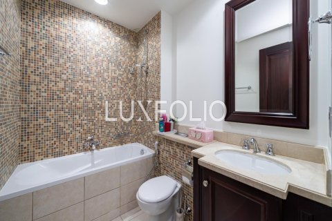 Apartamento en Old Town, Dubai, 2 dormitorios, 134 m², № 45565 - foto 9
