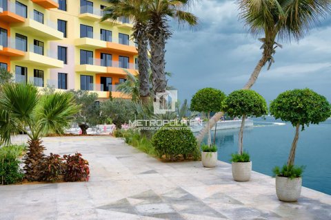 Apartment in The Heart of Europe, The World Islands, Dubai 71 sq.m. № 15358 - photo 12