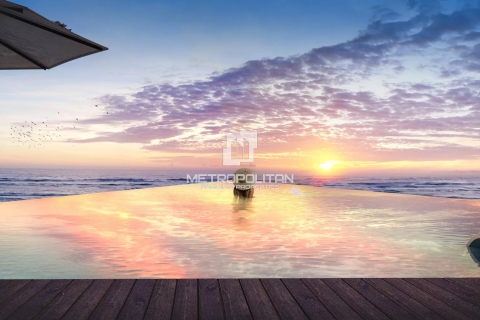 Apartment in Maritime City, Dubai 2 bedrooms, 107 sq.m. № 15435 - photo 7
