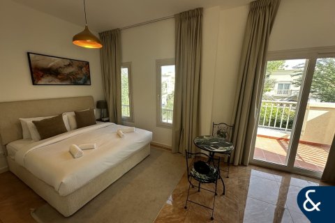 Villa in Springs 10, The Springs, Dubai 2 bedrooms, 167 sq.m. № 75045 - photo 3