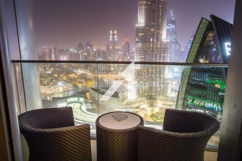 Купить квартиру в Даунтаун Дубай (Даунтаун Бурдж Дубай), Дубай: 2 спальни, 118м², № 90861 - фото 2