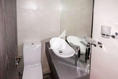 Купить квартиру в Бизнес-Бэе, Дубай: 1 спальня, 82м², № 90863 - фото 6