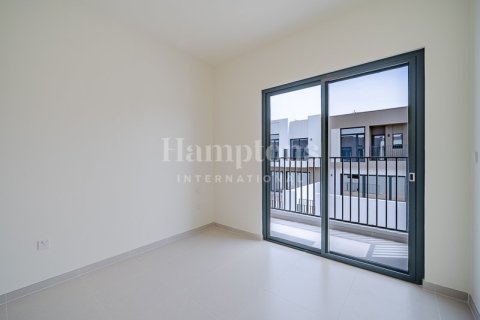 Villa in Dubai South (Dubai World Central), Dubai 3 bedrooms, 176.99879560 sq.m. № 63425 - photo 14