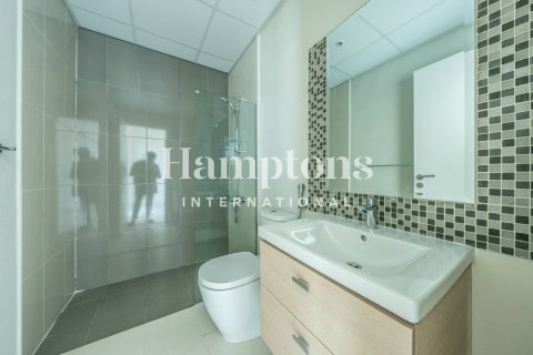 Adosado en Dubai, 3 dormitorios, 174.79792353 m², № 63434 - foto 19