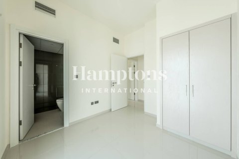 Adosado en Dubai, 3 dormitorios, 174.79792353 m², № 63434 - foto 13