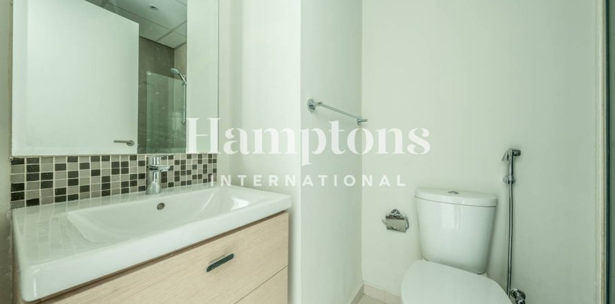 Adosado en Dubai, 3 dormitorios, 174.798 m², № 63434