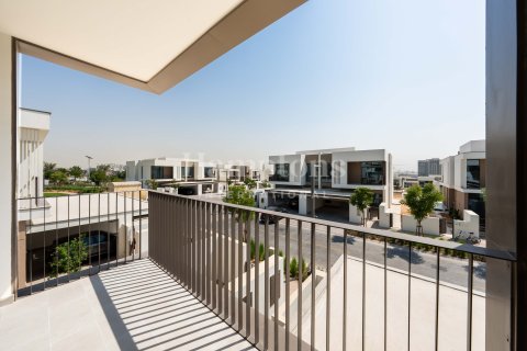 Villa in Murooj Al Furjan, Al Furjan, Dubai 4 bedrooms, 334.82241200 sq.m. № 63426 - photo 10