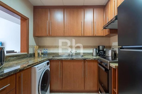 Купить квартиру в Джумейра Лейк Тауэрс, Дубай: 1 спальня, 75м², № 21429 - фото 14