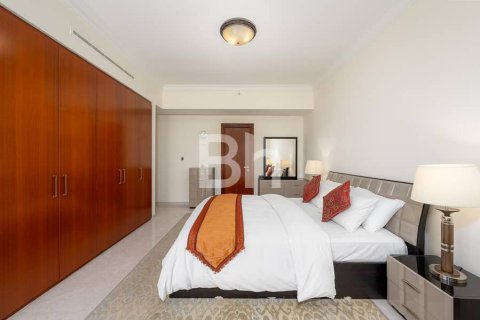 Apartment in Dubai Marina, Dubai 2 bedrooms, 146 sq.m. № 21434 - photo 7