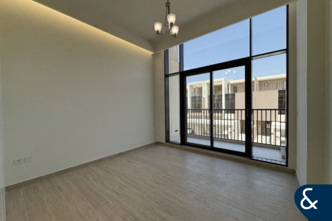 Снять в аренду виллу в Victory Heights, Dubai Sports City, Дубай: 4 спальни, 343м², № 79021 - фото 8