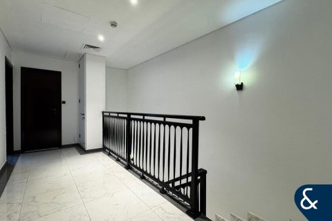 Снять в аренду таунхаус в Dubai Land, Дубай: 3 спальни, 313м², № 79019 - фото 14