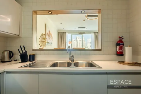 Apartment in Jumeirah Beach Residence, Dubai 1 bedroom, 96 sq.m. № 62923 - photo 7