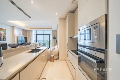 Apartment in Palm Jumeirah, Dubai 3 bedrooms, 158 sq.m. № 62925 - photo 7