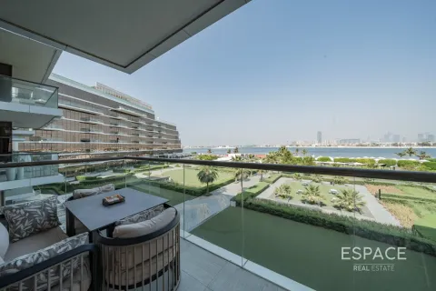 Apartment in Palm Jumeirah, Dubai 3 bedrooms, 158 sq.m. № 62925 - photo 13