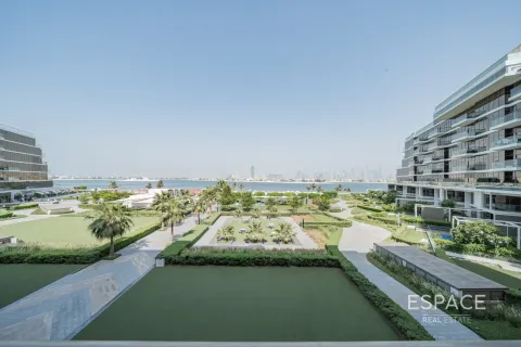 Apartment in Palm Jumeirah, Dubai 3 bedrooms, 158 sq.m. № 62925 - photo 1